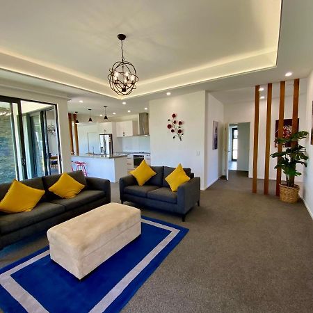 Style, Functional With Space Твайзел Экстерьер фото